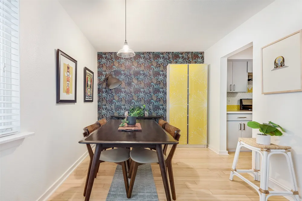 2303 E Side Drive #201 Austin, TX 78704