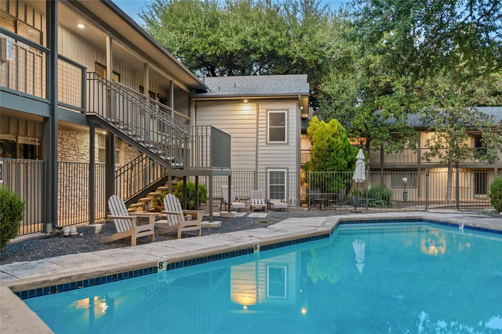 2303 E Side Drive #201 Austin, TX 78704