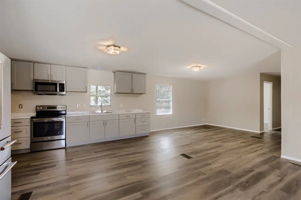 1017 Rosewood Drive Dale, TX 78616
