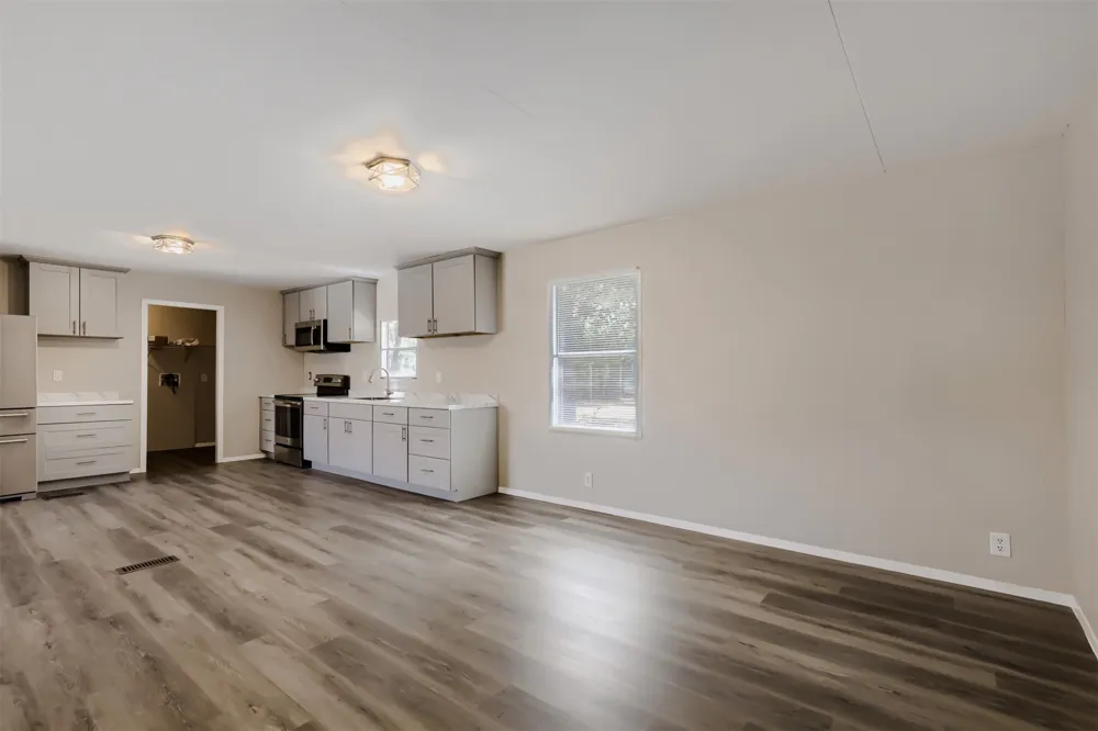 1017 Rosewood Drive Dale, TX 78616