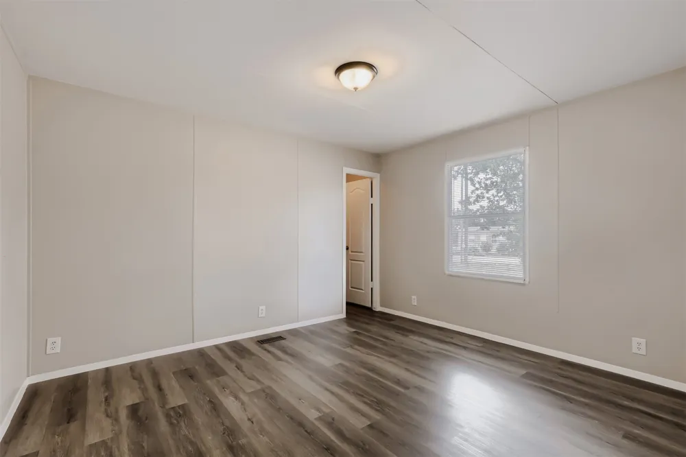 1017 Rosewood Drive Dale, TX 78616