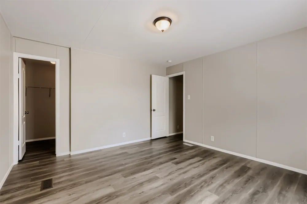 1017 Rosewood Drive Dale, TX 78616