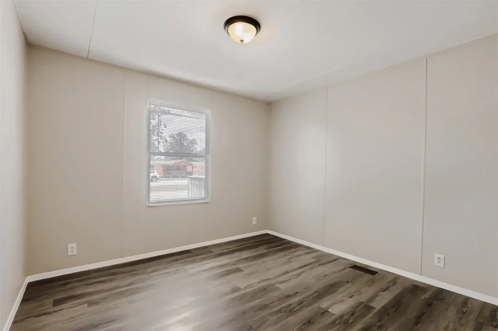 1017 Rosewood Drive Dale, TX 78616