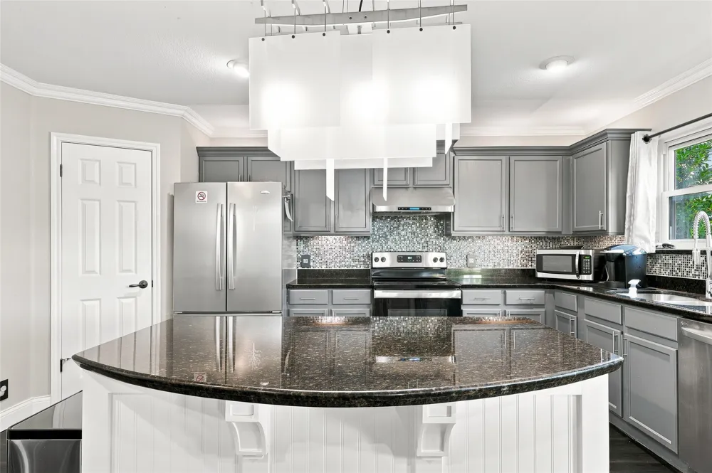 1701 Lantana Drive Round Rock, TX 78664