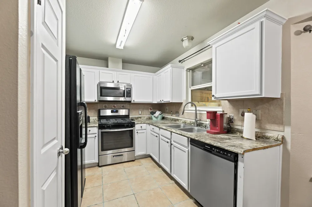 500 Morning Dove Drive Hutto, TX 78634