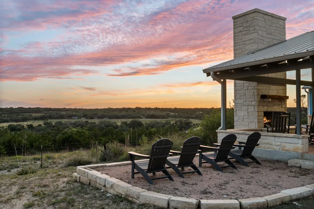 365 Billy Sisson Drive Johnson City, TX 78636