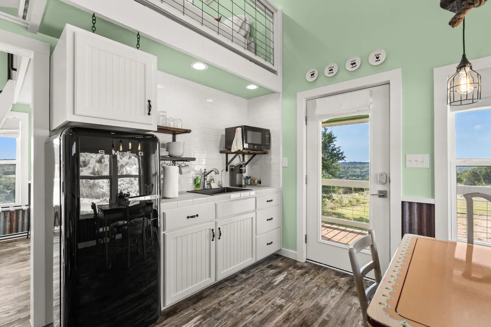 365 Billy Sisson Drive Johnson City, TX 78636