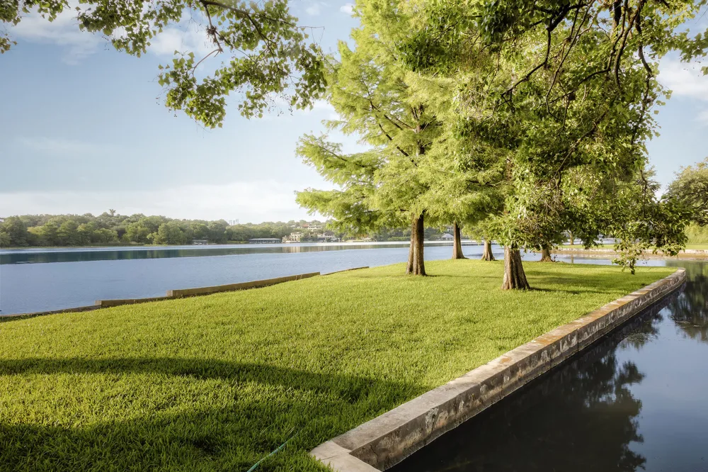 2905 Westlake Cove Austin, TX 78746