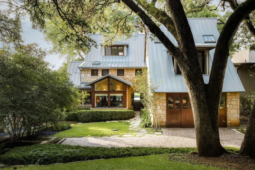 2905 Westlake Cove Austin, TX 78746