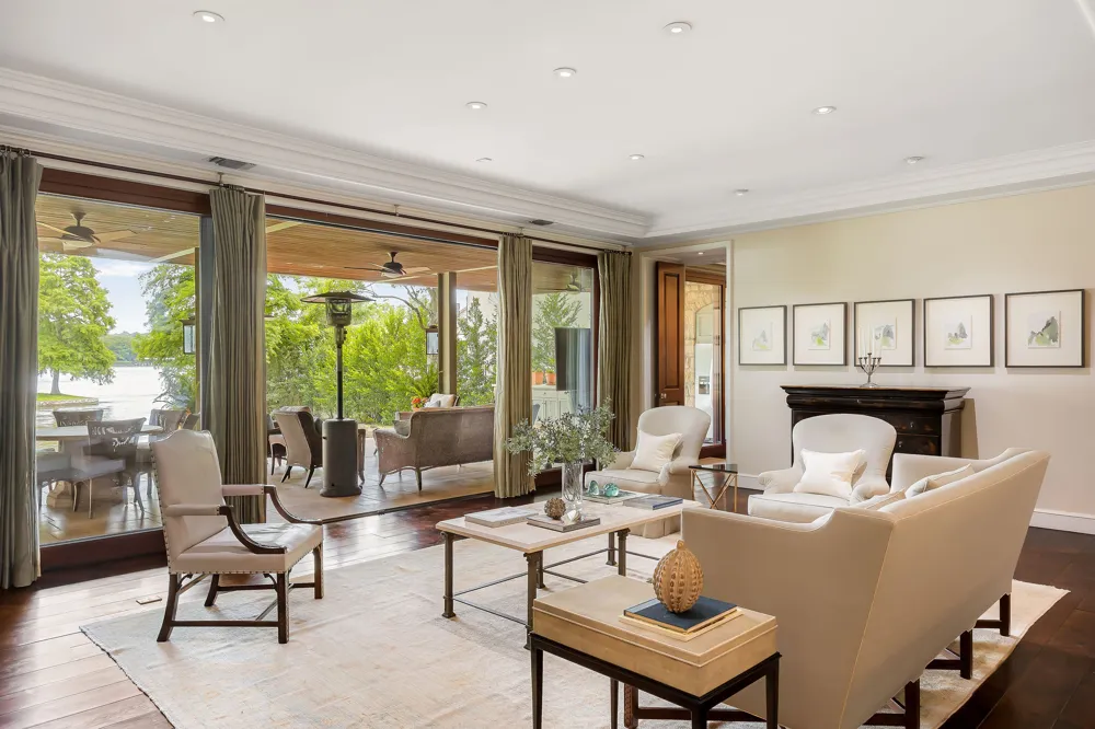 2905 Westlake Cove Austin, TX 78746