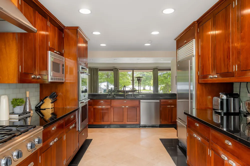 2905 Westlake Cove Austin, TX 78746
