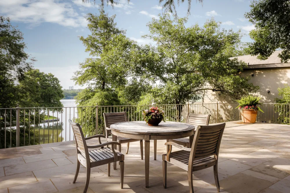 2905 Westlake Cove Austin, TX 78746