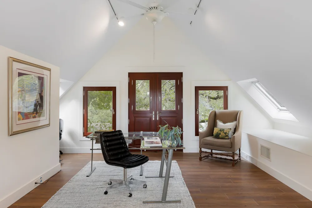 2905 Westlake Cove Austin, TX 78746