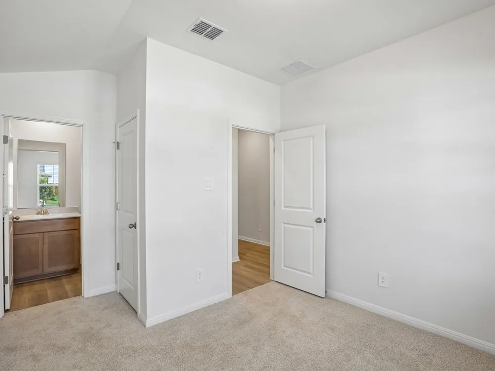132 Woodbrook Drive Georgetown, TX 78674