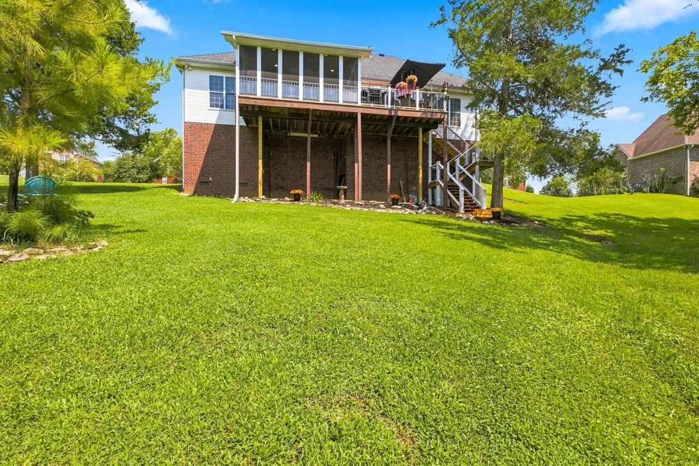 130 Cedar Ridge Ln Hendersonville, TN 37075