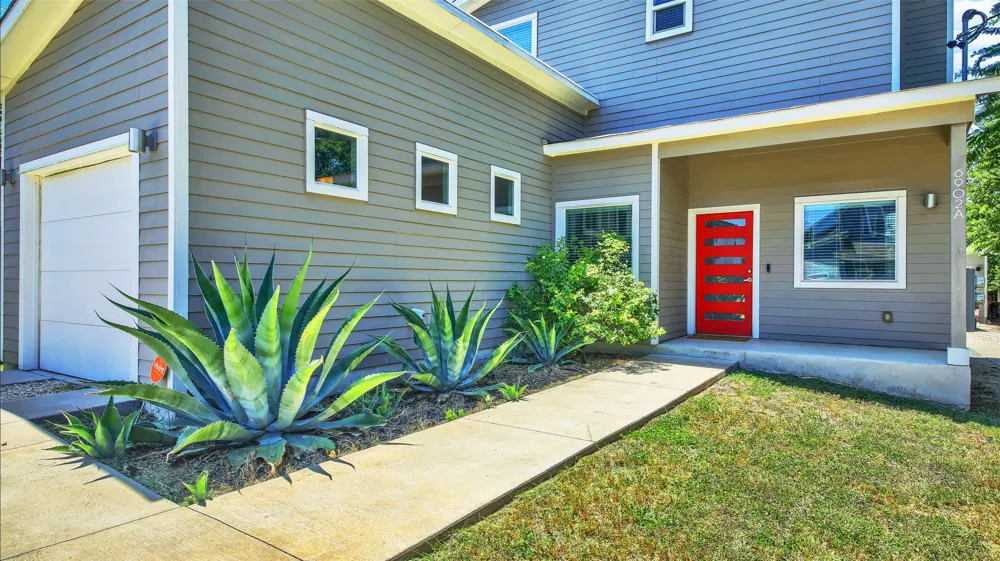 6902 Carver Avenue #A Austin, TX 78752