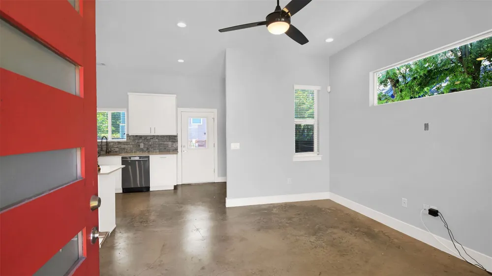6902 Carver Avenue #A Austin, TX 78752