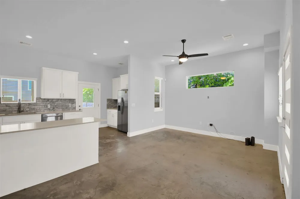 6902 Carver Avenue #A Austin, TX 78752