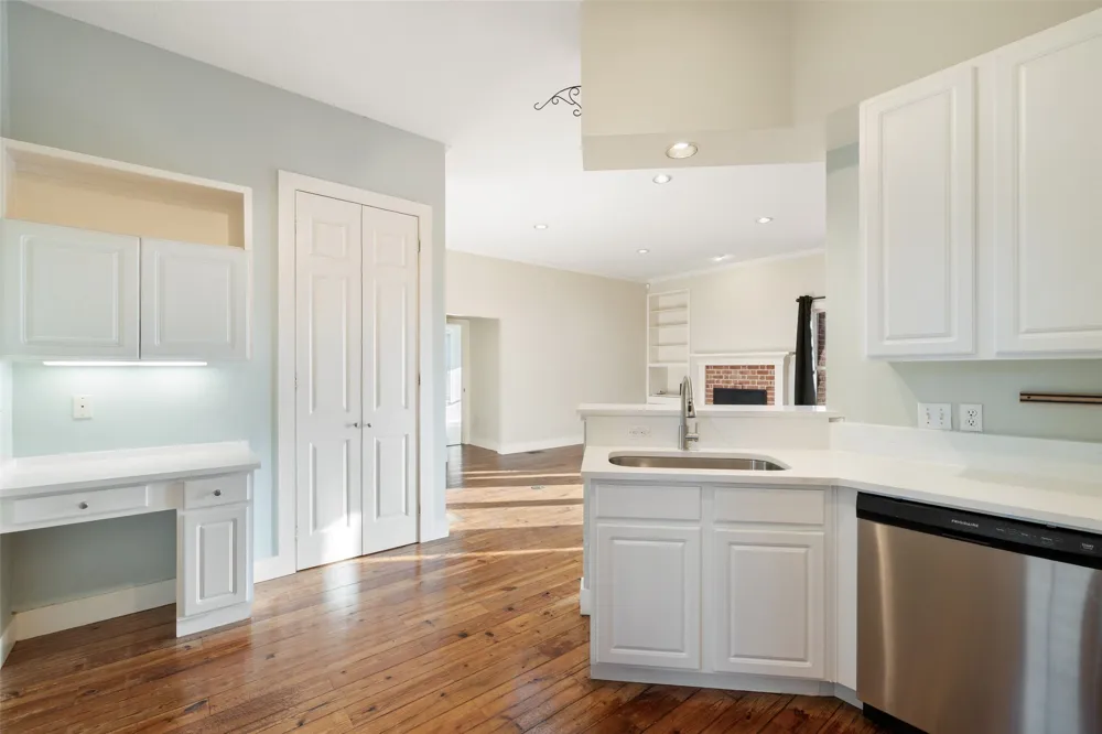 1105 Victoria Street Taylor, TX 76574