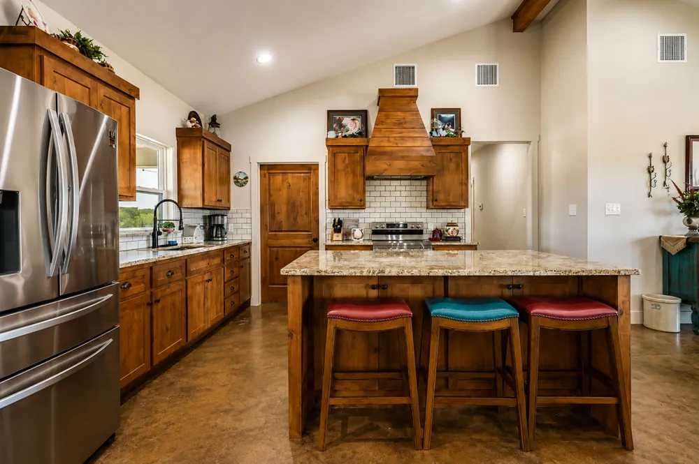 19892 Vilas Road Holland, TX 76534