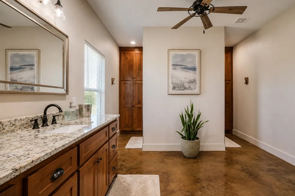 19892 Vilas Road Holland, TX 76534