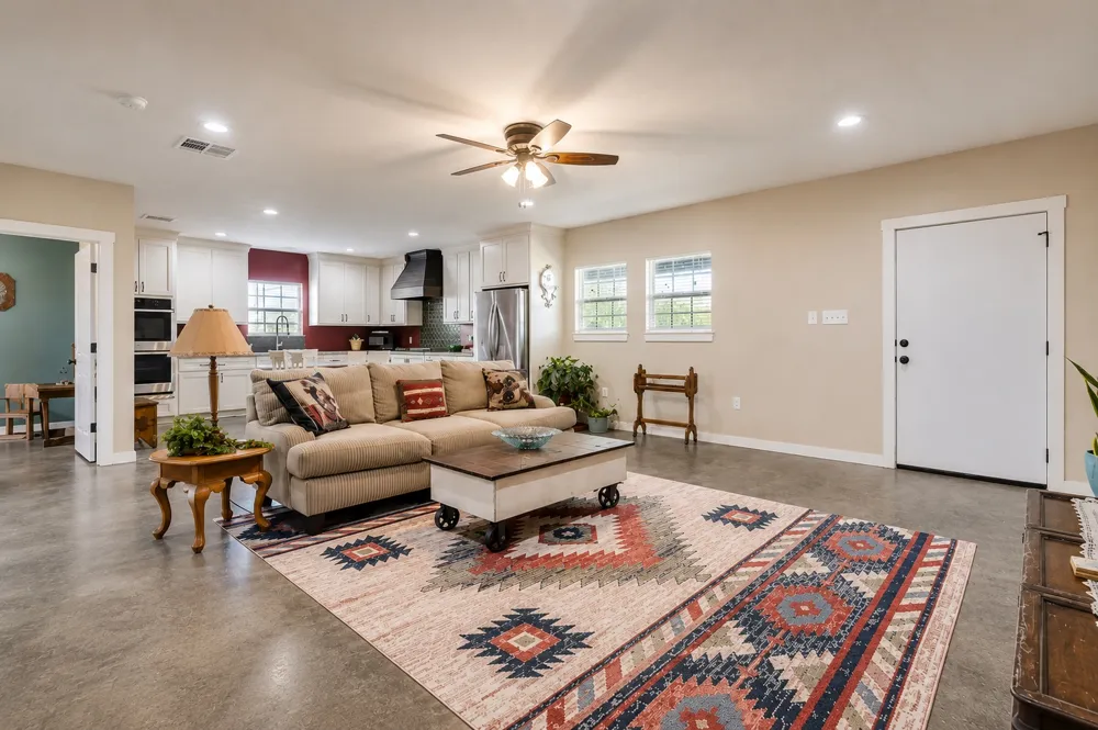 19892 Vilas Road Holland, TX 76534