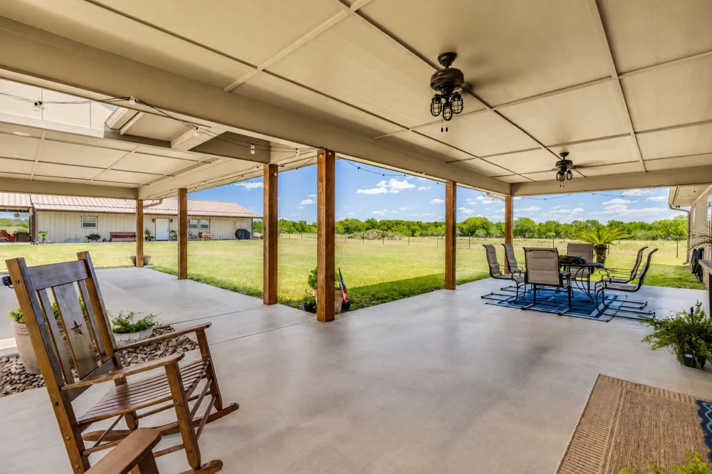 19892 Vilas Road Holland, TX 76534