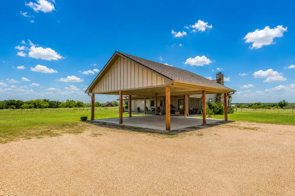 19892 Vilas Road Holland, TX 76534