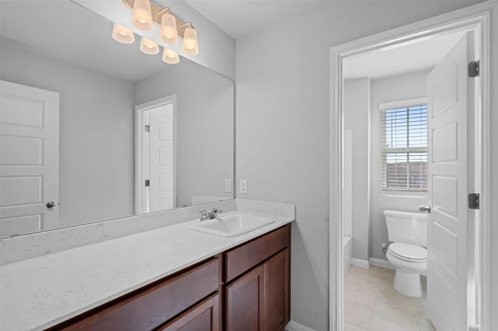 453 Gaida Loop Georgetown, TX 78628