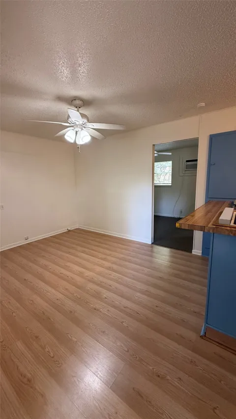 2711 Hemphill Park #A102