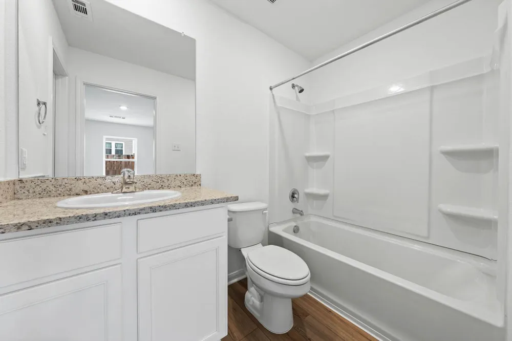 108 Captain Dooley Lane Jarrell, TX 76537