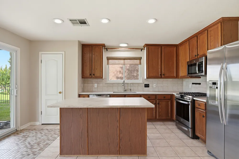 2801 Butler National Drive Pflugerville, TX 78660