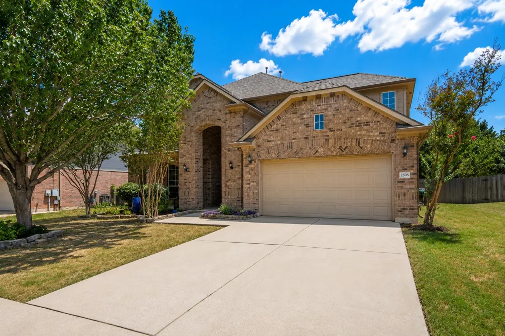 2505 Pumpkin Ridge Court Pflugerville, TX 78660