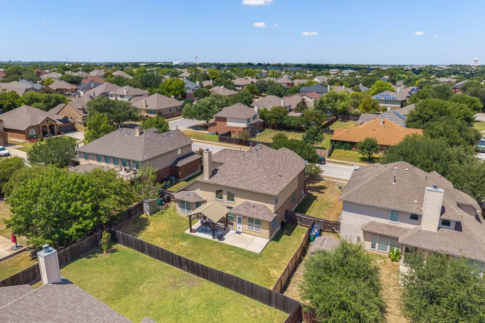 2505 Pumpkin Ridge Court Pflugerville, TX 78660