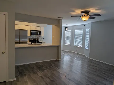 2102 Kirksey #B
