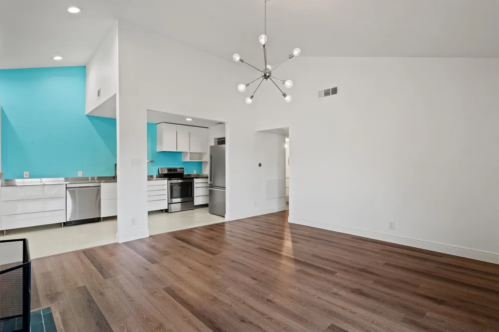9226 Jollyville Road #220 Austin, TX 78759