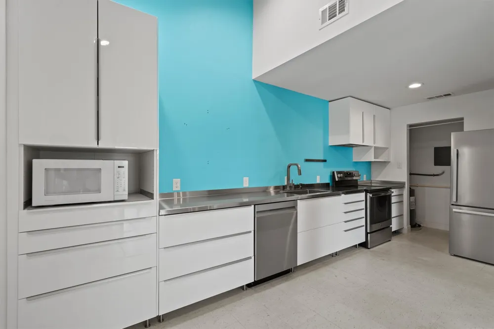 9226 Jollyville Road #220 Austin, TX 78759