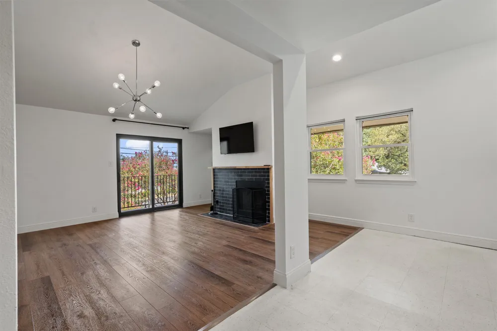 9226 Jollyville Road #220 Austin, TX 78759