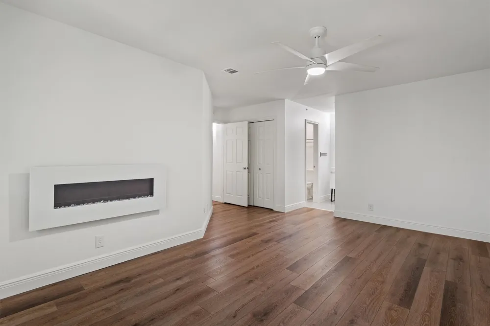 9226 Jollyville Road #220 Austin, TX 78759