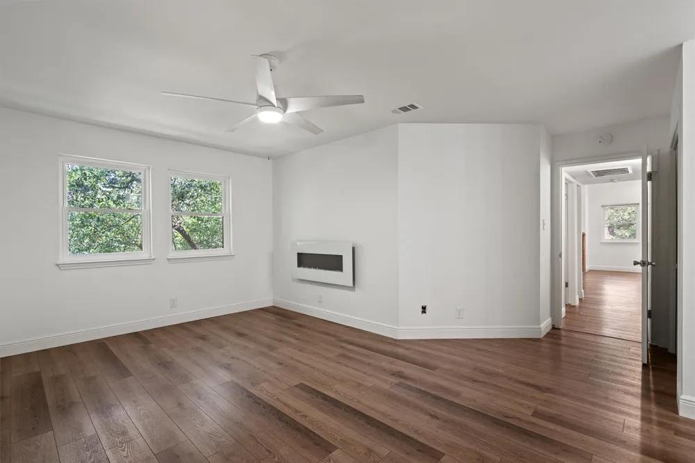 9226 Jollyville Road #220 Austin, TX 78759
