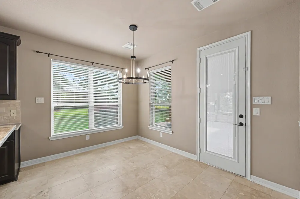 19089 Grandview Point Montgomery, TX 77356
