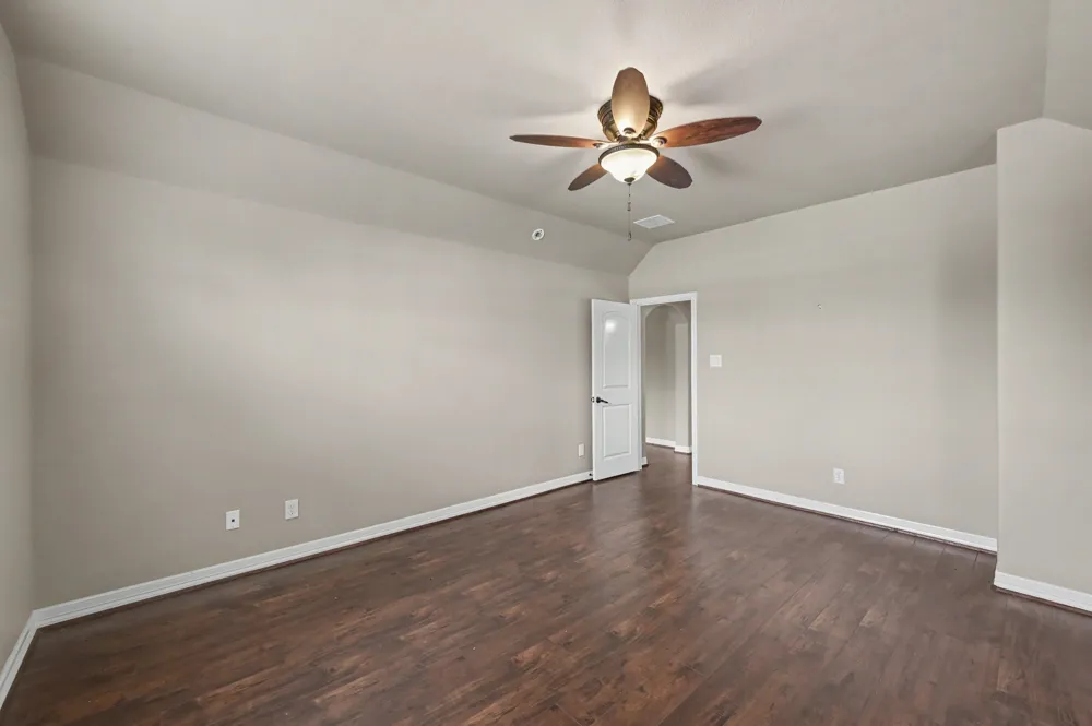 19089 Grandview Point Montgomery, TX 77356