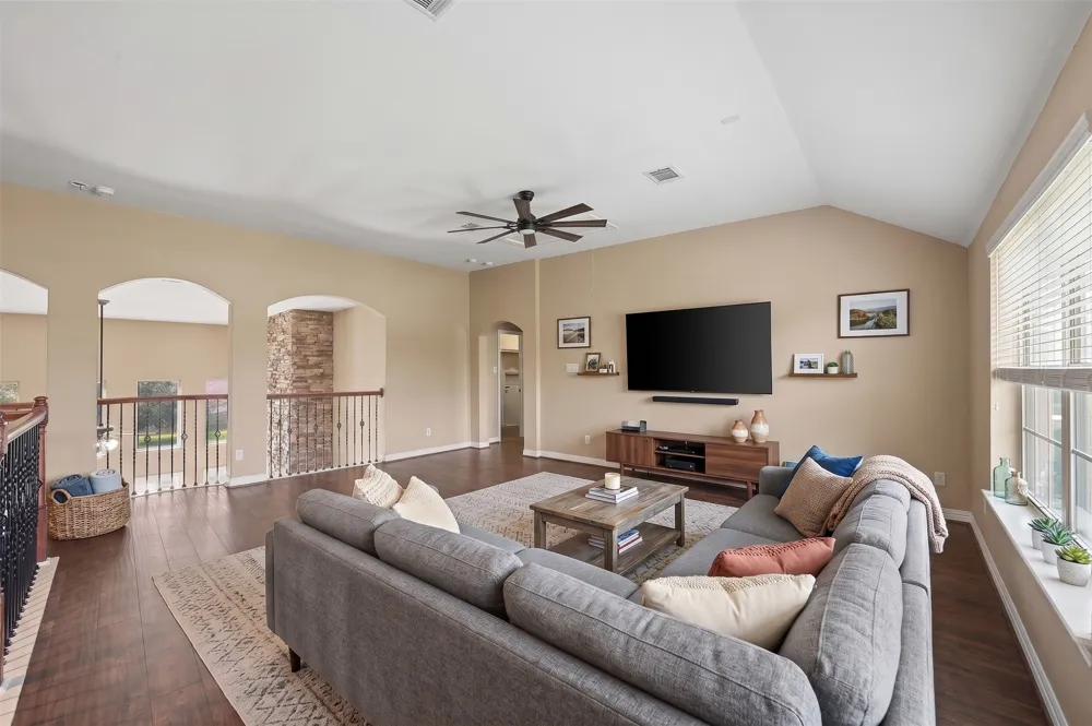 19089 Grandview Point Montgomery, TX 77356