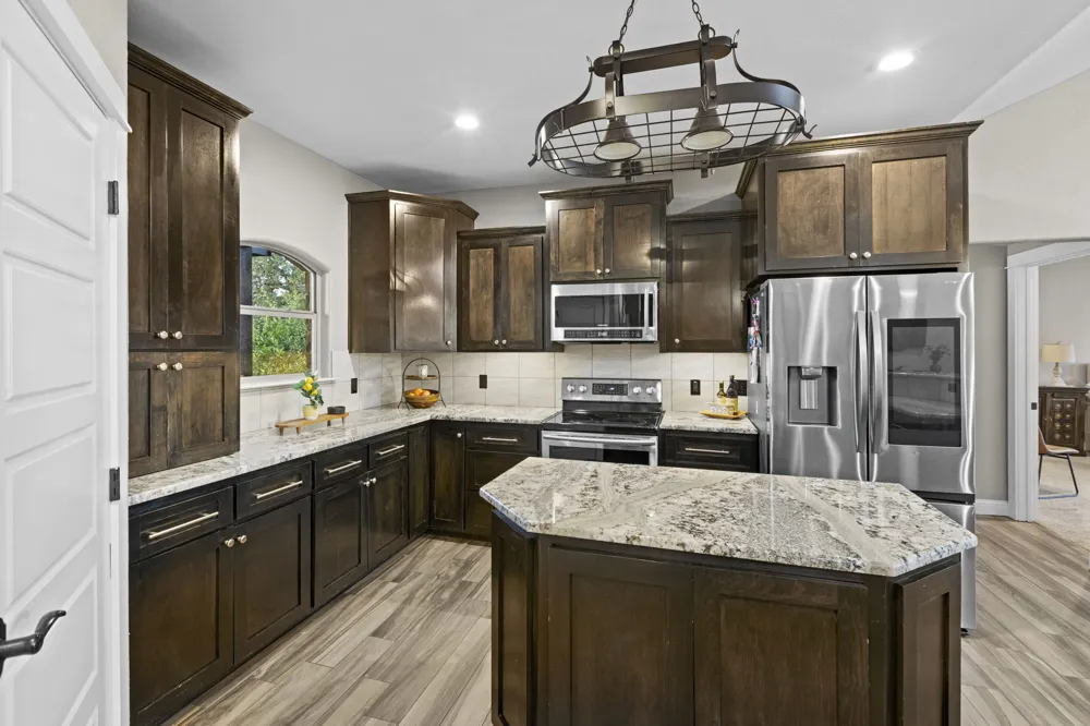 103 Creekside Trail Spicewood, TX 78669