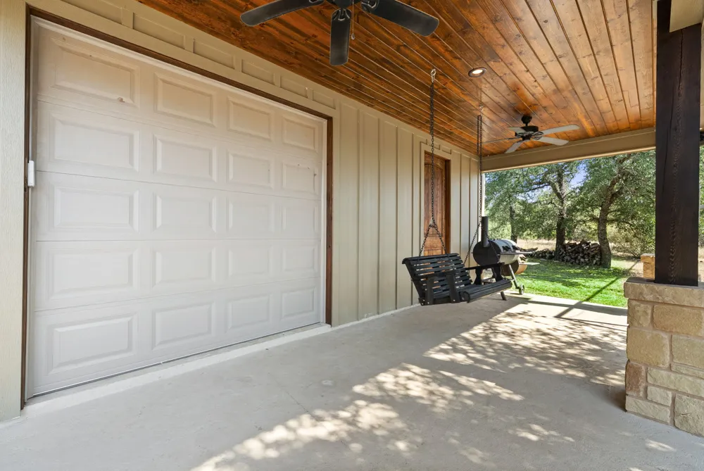 103 Creekside Trail Spicewood, TX 78669