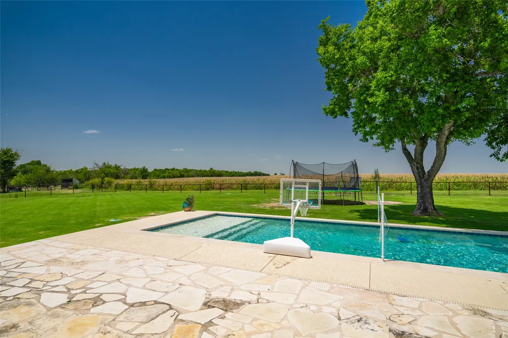 1750 FM 1063 Taylor, TX 76574