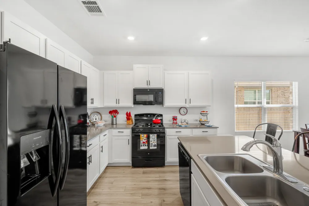 200 Montego Street Hutto, TX 78634