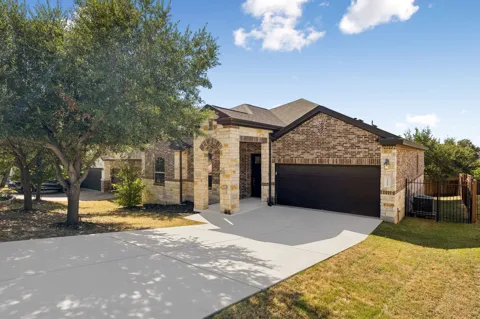 2604 Lou Hollow Place
