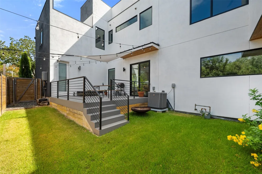 4717 Mount Vernon Drive #A Austin, TX 78745