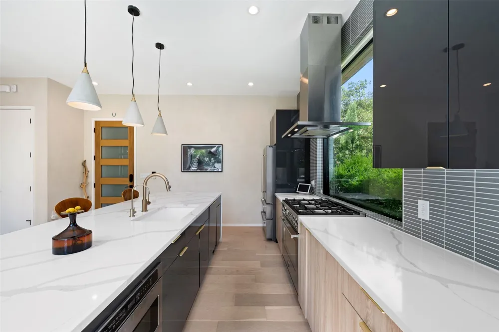 4717 Mount Vernon Drive #A Austin, TX 78745